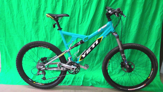 yeti575 Yeti Cycles 575 Enduro Complete Mountain Bike - Bike