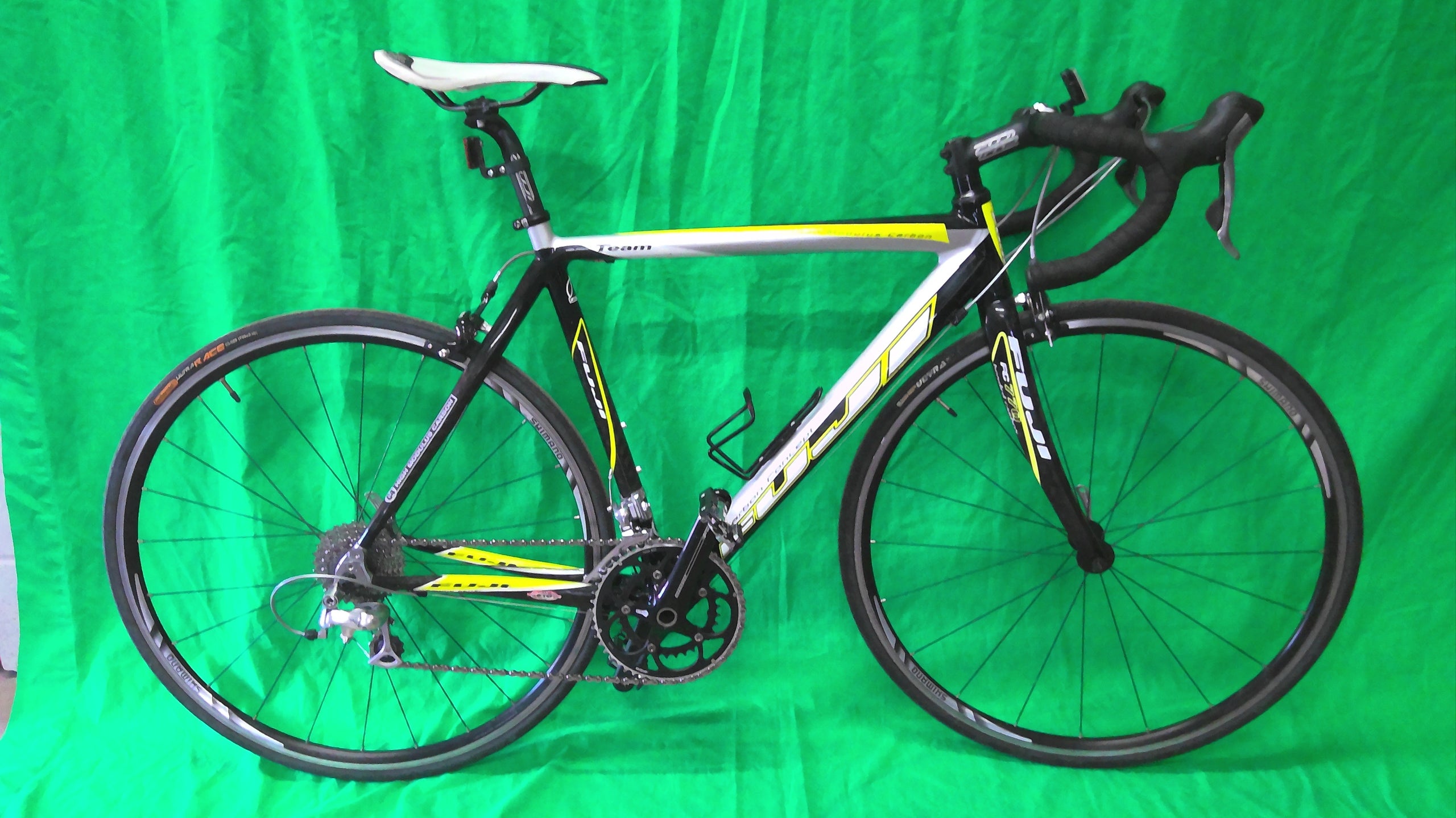 Fuji Team C4 High Modulus Carbon Road 54cm