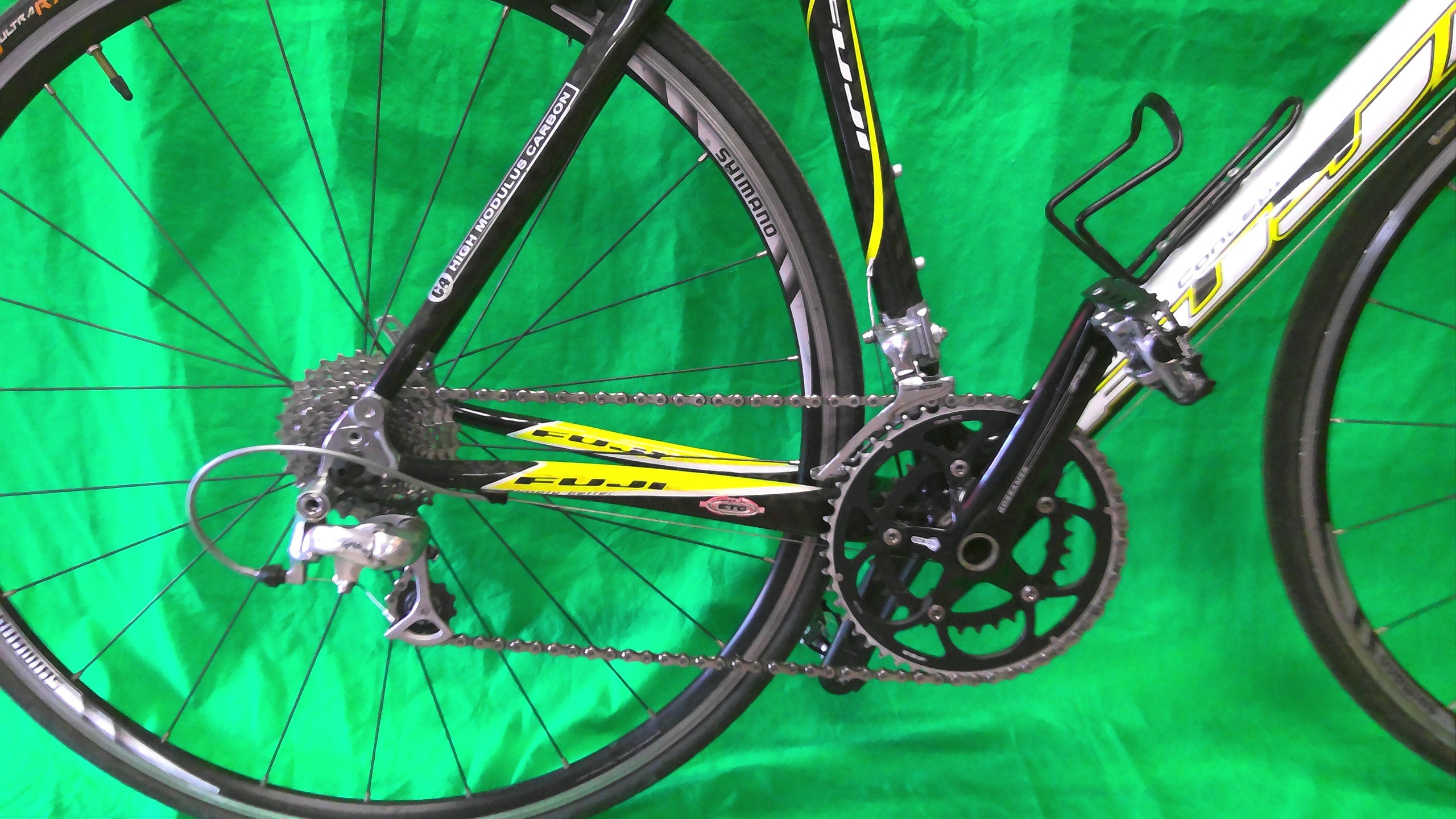 Fuji c4 carbon road bike on sale